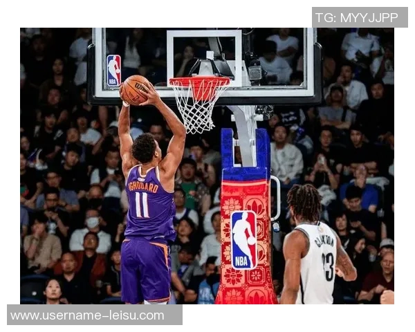 托马斯布莱恩特绝杀被帽怒推摄像头引发热议 托马斯布莱恩特绝杀被帽怒推摄像头引发热议