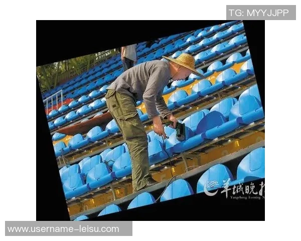 马竞一线队球员亲临体育城工地近距离了解建设进展情况