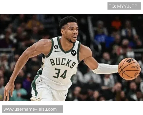 字母哥猛如虎仅用26分钟砍下37分14篮板5助攻展现统治力